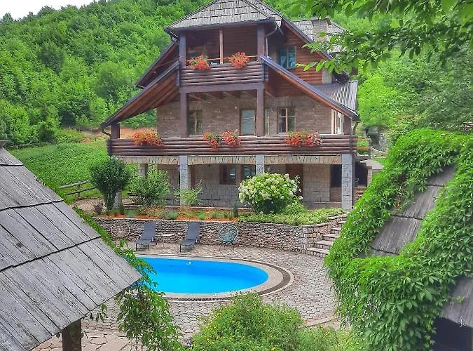 Dom wakacyjny Krupac - Bara